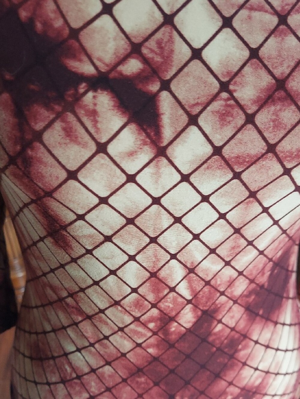 Forever 21 Maroon Tie-Dye Mesh Grid Scoop Neck Top - Picture 4 of 5